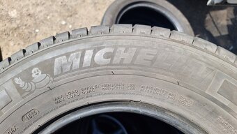 Letní pneu 225/70/15c Michelin - 7