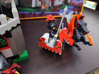 LEGO Castle 6097 Night Lord's Castle +návod +box - 7
