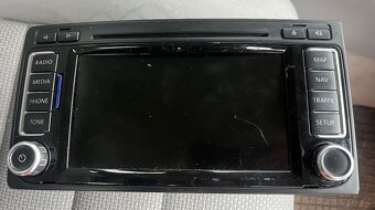 Rádio VW RNS510 - 7