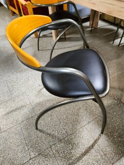 Set jídelní - stůl rozkládací + 4 židle - 7