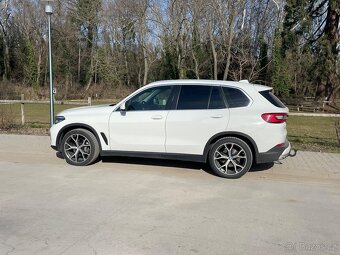 Bmw g05. 4.0i  x5 - 7