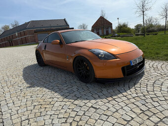 Nissan 350z - 7