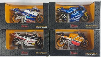 Modely motorek 1:18 - 7