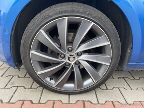 Škoda Octavia Combi 2.0 TDI DSG Laurin&Klement - 7