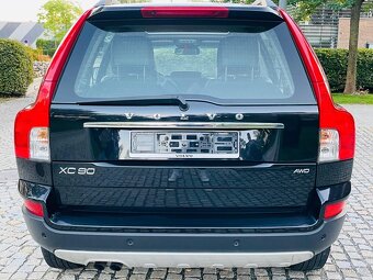 Volvo XC90 2.4 D5 AUTOMAT 1.MAJITEL VÝHŘEV SERVISKA - 7