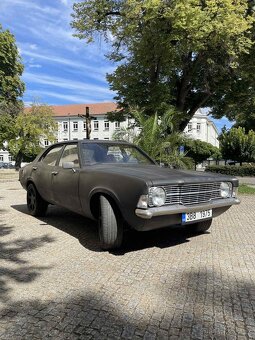Ford Cortina MK3 1975 - 7
