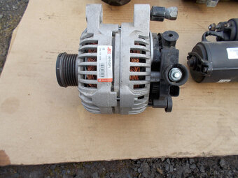 Náhradní díly Peugeot 407 2.0HDI RHR - č. 3 - 7