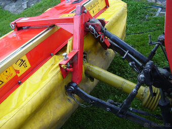 Tříbubnová čelní rotační sekačka 1800F - 7