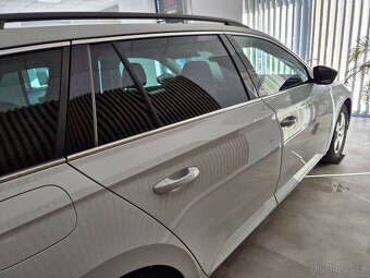 Škoda Superb 2,0 TDI STYLE - 7