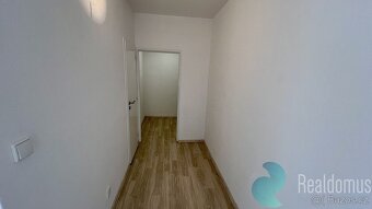 Pronájem, byt 1+1, 43 m2, sídliště Plešivec, Český Krumlov - 7