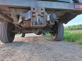 Land Rover Discovery 2 TD5 2.5 101 kW - 7
