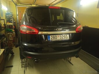 Ford Smax 2,2TDci náhrada originálního výfuku za nerezový - 7