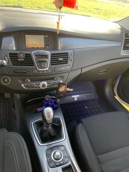 Renault Laguna Coupe 2.0 dCi, 110 kW - 7
