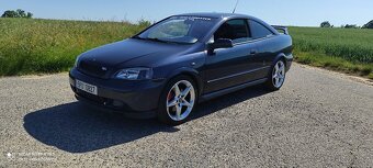 Opel Astra Coupe Turbo 140kw - 7