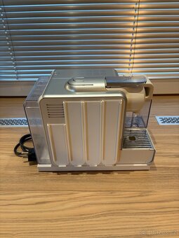 De'Longhi Nespresso Lattissima Touch + kapsle - 7