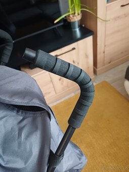 Golfový kočárek - 7