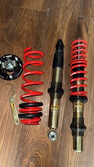 BMW E34 525i 1989 řadový šestiválec - 7