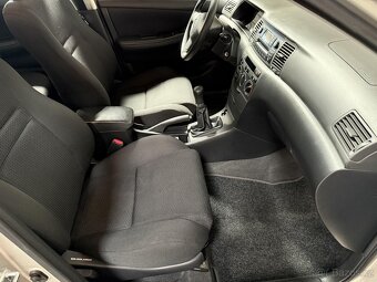 Toyota Corolla 1.4VVT-i , 71 kW benzín, 2005 - 7