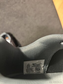 Boty Nike Dn - 7