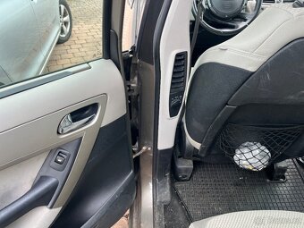 Citroën C4 Grand Picasso 1,6 HDi7míst - 7