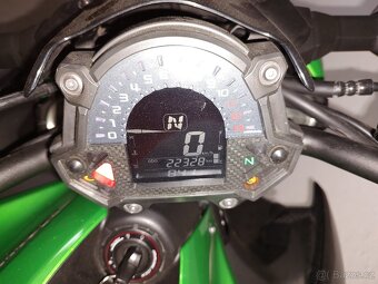 Kawasaki Z900 - 7