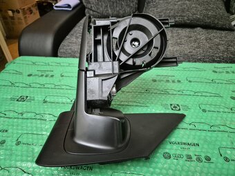 pouzdro pravého vnějšího zrcátka holé VW Transporter T5 0109 - 7