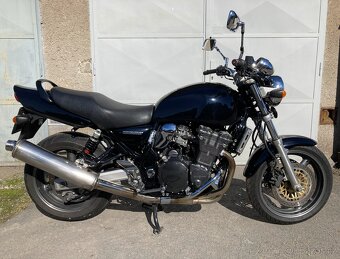 Suzuki GSX 750 Inazuma - 7
