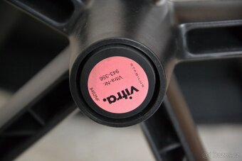 Kancelářská židle - Vitra ID Soft pc 22 500,- - 7