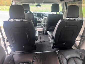 Chrysler Pacifica 3,6 Touring L Kůže 2019  DPH - 7