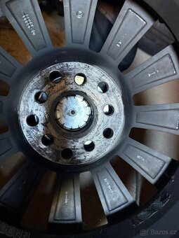 225/40R18 92W XL - 7