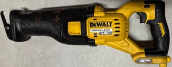 Dewalt aku ocasni pila DCS388 54V - 7