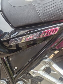 YAMAHA XJR 1300 - 7
