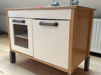 Dětská kuchyňka IKEA s nadobíčkem - 7