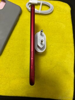 iPhone 11 Red • 128 GB • Ve velmi dobrém stavu - 7