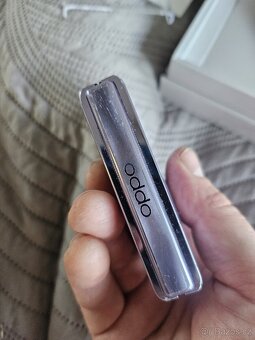 Oppo Find N2 Flip - 7