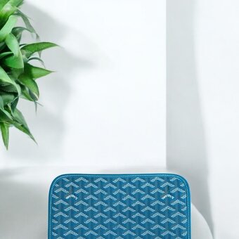 Sky Blue Goyard Clutch MM - 7