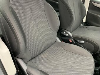 Citroën C4 Picasso 1.6i , 88 kW benzín, 2010 - 7