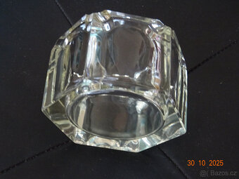 SKLENĚNÝ STARÝ POPELNÍK - 7