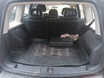 Jeep Patriot 2,4i r.v. 2010 benzin - 7