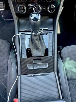 Škoda Superb 2.0 TSI 140kW Sportline - 7