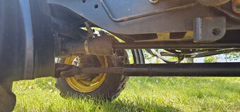 Traktor John Deere 2320 - 7