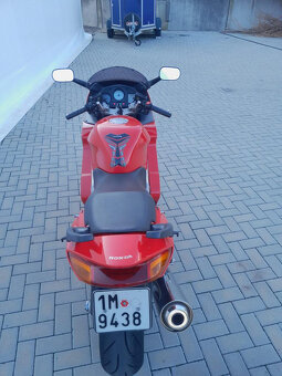 Prodám Honda VFR 800FI RC48 - 7