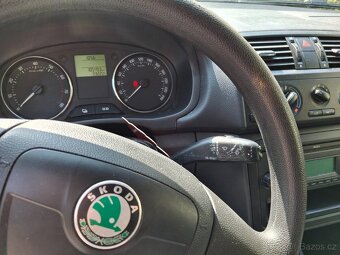 Škoda fabia 1,2 . 44KW  rok 2011. - 7