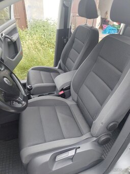 Vw Tourana 1.9 Tdi 77kw 7 MÍST,6KVALT,SERVISKA - 7