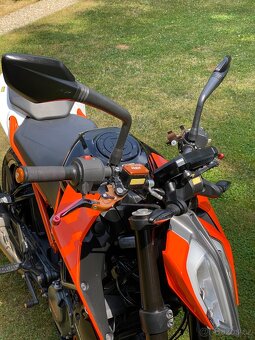KTM Duke 125 (AKRAPOVIČ) - 7