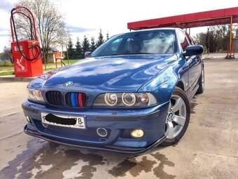 Lipo pod nárazník na BMW E39 - Černý Lesk - 7