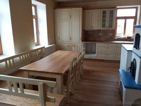Jídelní koutek plus kuchyň - 7