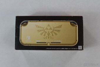 Nintendo Switch Lite konzole Hyrule Edition (Zánovní) - 7