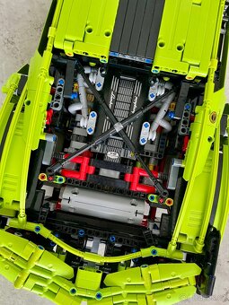 LEGO 42115 Technic - Lamborghini Sián FKP 37 - 7