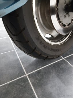 Suzuki Intruder VL 1500 - 7